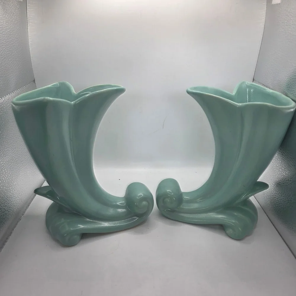 Monmouth Pottery matching pair
